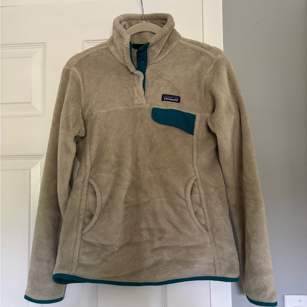 Patagonia Tan and Teal Women's Cowl Sweater